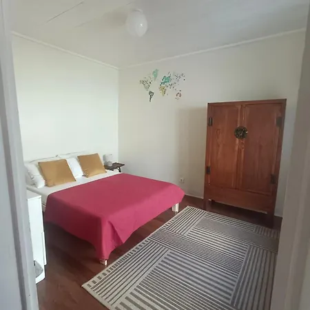 Family House With Sea View In בית נופש Angra do Heroísmo