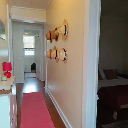 Family House With Sea View In Σπίτι διακοπών